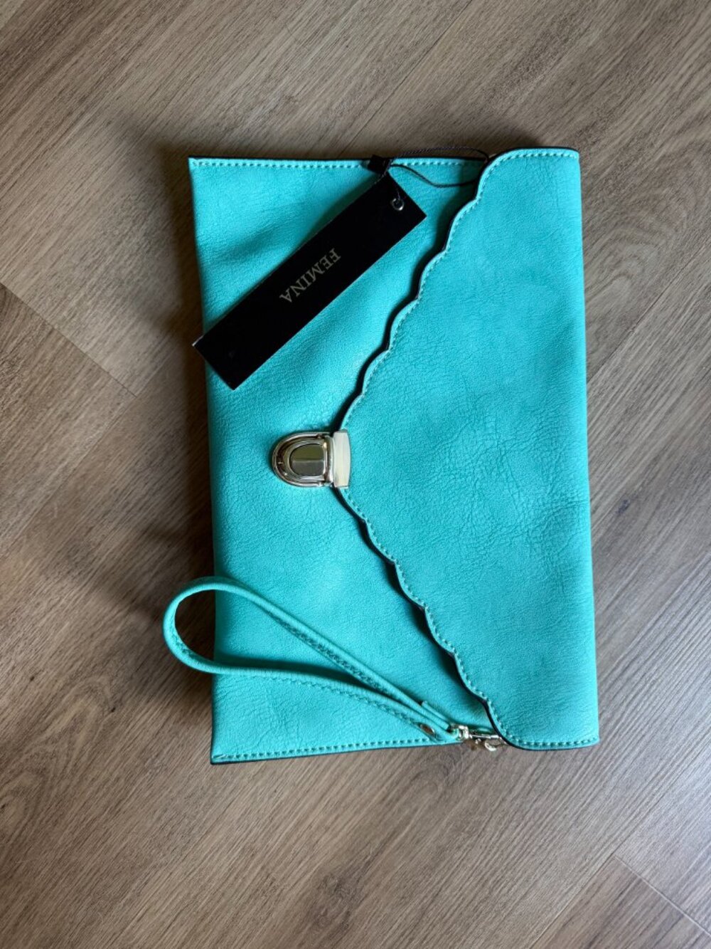 NWT Femina Turquoise Scalloped Envelope Clutch Wristlet Bag Silver Hardware